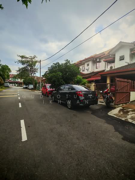 2-storey Terraced House for Sale in Saujana Impian (Kajang) - Gudrotullah Ikhwan - PropertyGuru.com.my