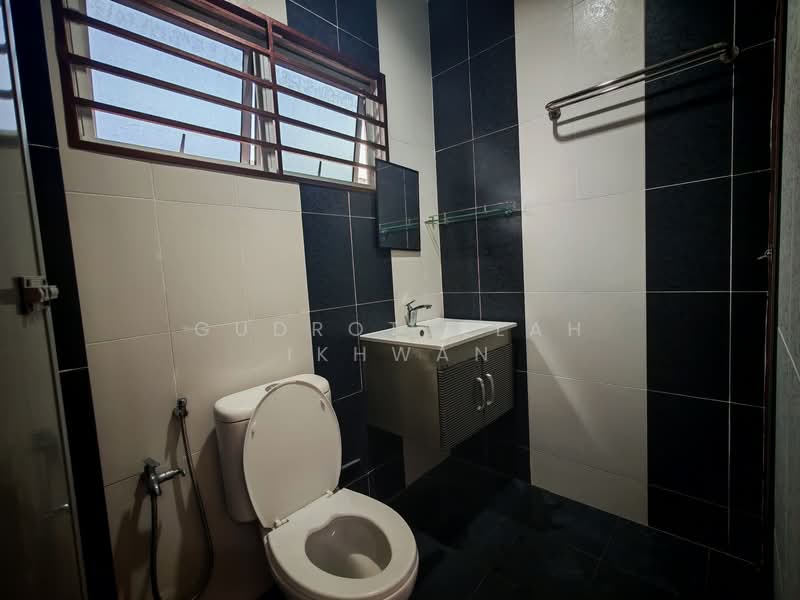 2-storey Terraced House for Sale in Saujana Impian (Kajang) - Gudrotullah Ikhwan - PropertyGuru.com.my