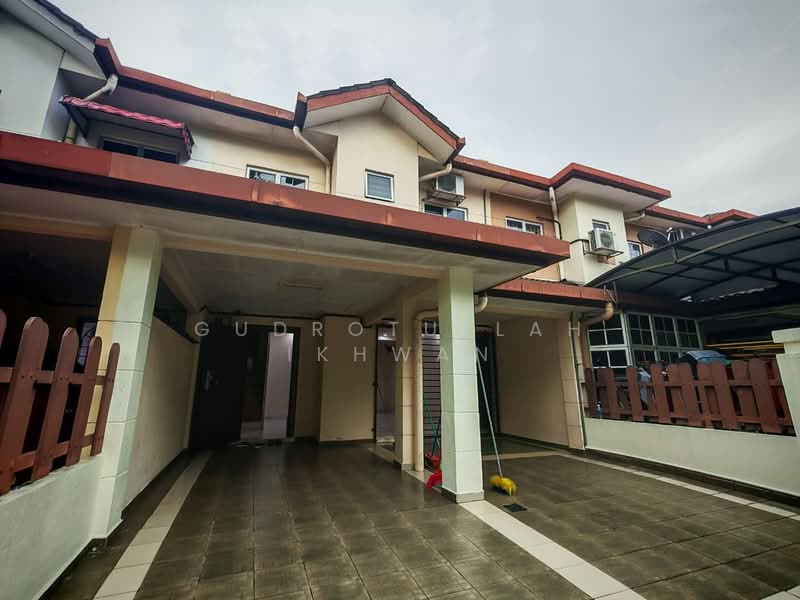 2-storey Terraced House for Sale in Saujana Impian (Kajang) - Gudrotullah Ikhwan - Exterior - PropertyGuru.com.my