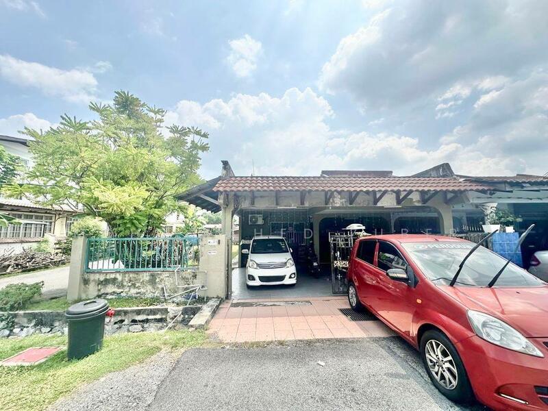 For Sale - End Lot Single Storey Taman Lembah Keramat Au5 Au 5 Ulu kelang