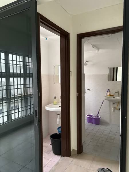 Shop / Office for Rent in Bandar Sunway Seberang Jaya (Seberang Jaya) - Nicol Tan - Bathroom - PropertyGuru.com.my