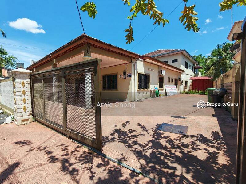 For Rent - Silibin Huge Double Storey Bungalow For Rent
