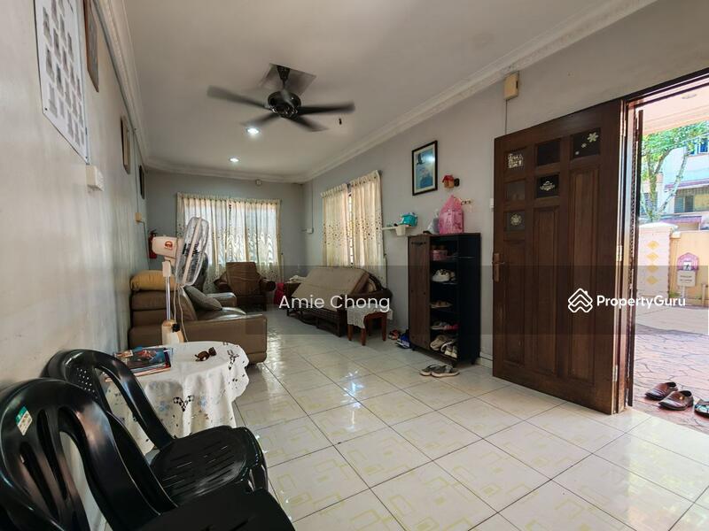 For Rent - Silibin Huge Double Storey Bungalow For Rent