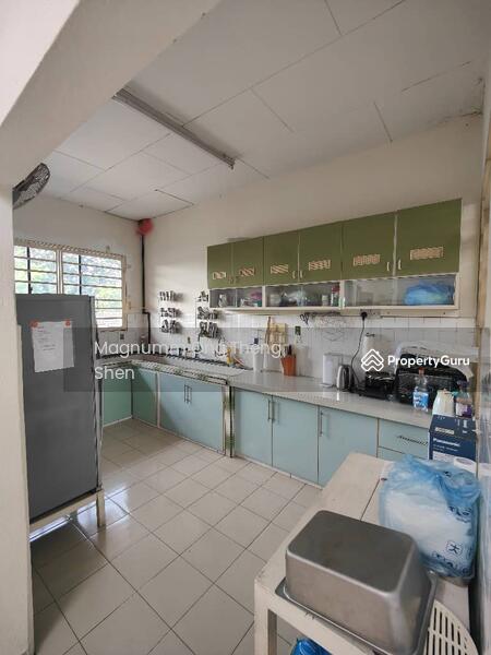 Untuk Dijual - 2 Storey Shop at Taman bandaraya near See Lee Chan Tyre Shop