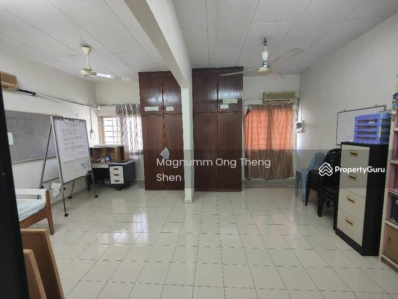 Untuk Dijual - 2 Storey Shop at Taman bandaraya near See Lee Chan Tyre Shop