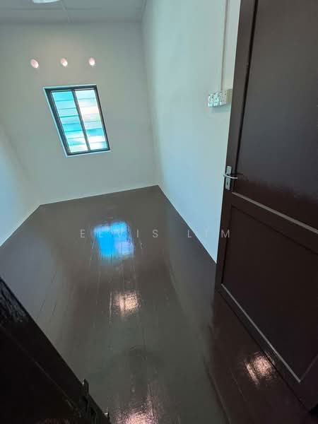 Shop for Rent in Taman Lumba Kuda (Ayer Itam) - Elvis Lim - Interior - PropertyGuru.com.my