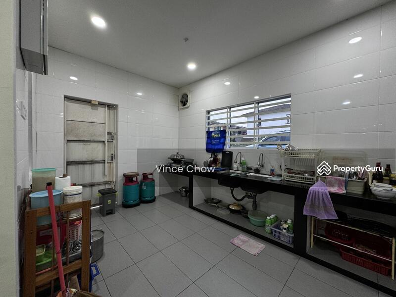 Untuk Dijual - Ipoh Pengkalan, Station 18 Semi D