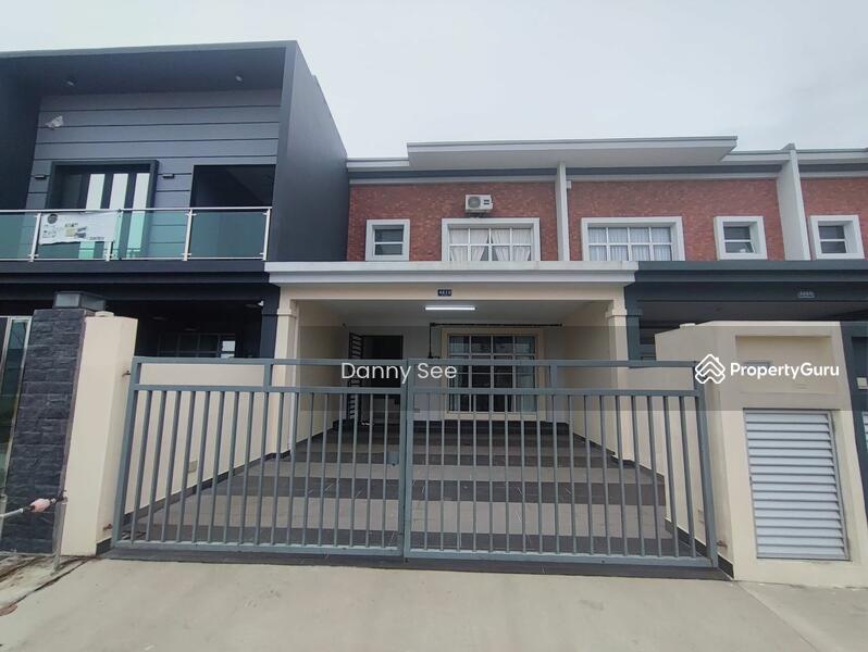 For Rent - Indahpura Kulai Kensington 2 Double Storey Terrace House Partly Furnished
