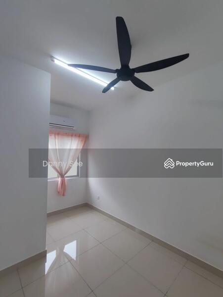 For Rent - Indahpura Kulai Kensington 2 Double Storey Terrace House Partly Furnished