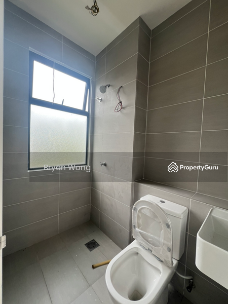 Untuk Dijual - Semi-Detached House at Taman TTDI Grove
