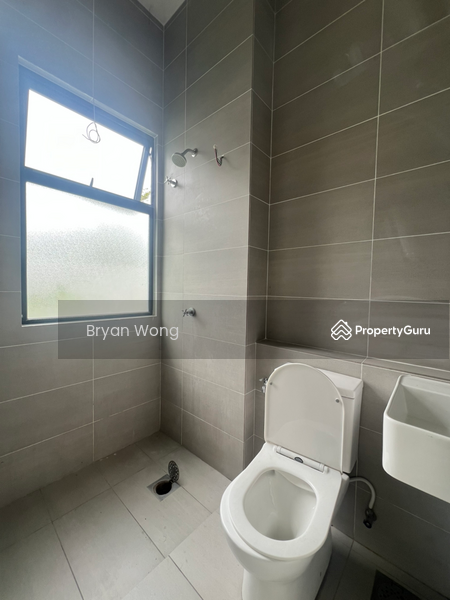Untuk Dijual - Semi-Detached House at Taman TTDI Grove