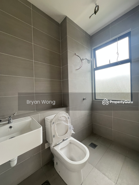 Untuk Dijual - Semi-Detached House at Taman TTDI Grove