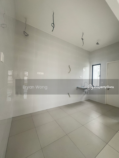 Untuk Dijual - Semi-Detached House at Taman TTDI Grove