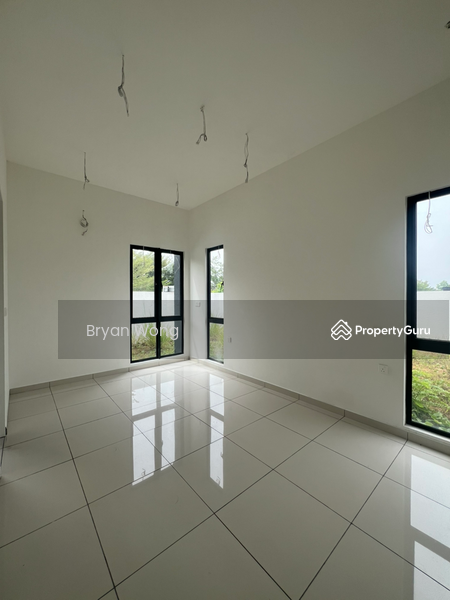 Untuk Dijual - Semi-Detached House at Taman TTDI Grove