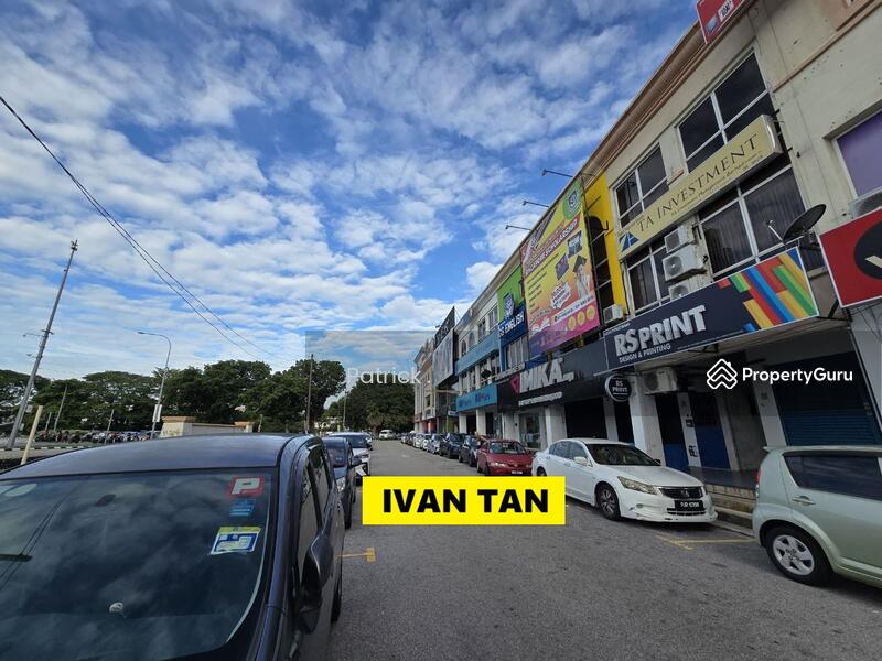 For Sale - 3 sty Shop Bayan Point Near Bukit Jambul【Face Big Roundabout】Main Road
