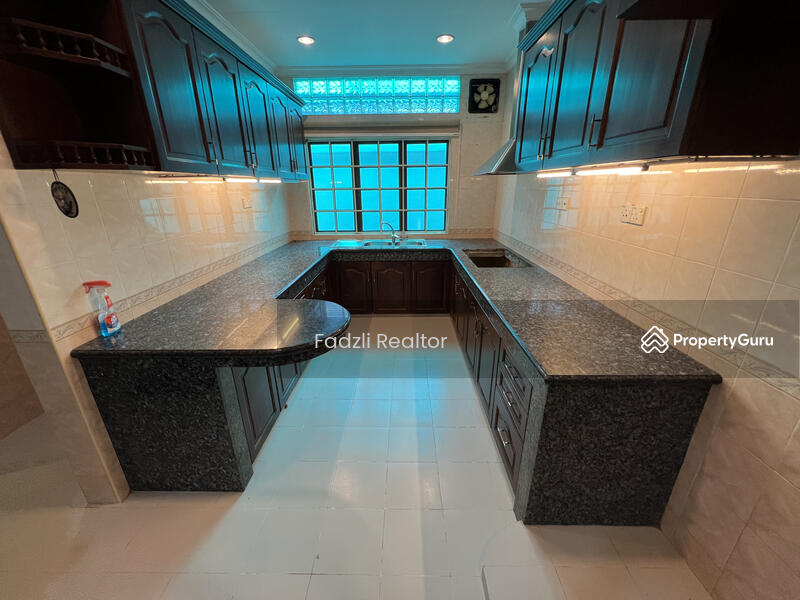 Untuk Dijual - Desa Sri Hartamas