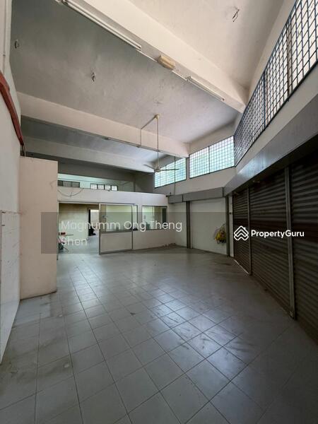 Untuk Dijual - Spacious Land 2 Storey Shop Corner at Taman Sukun for Sale