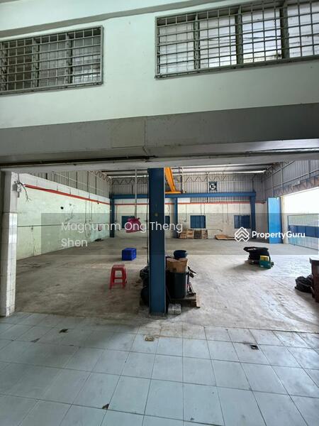 Untuk Dijual - Spacious Land 2 Storey Shop Corner at Taman Sukun for Sale