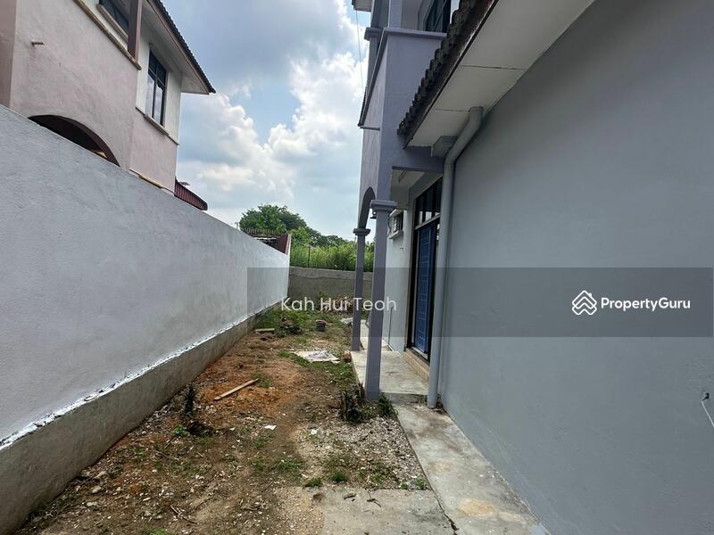 For Sale - Semi-Detached House at Taman Keranji 3