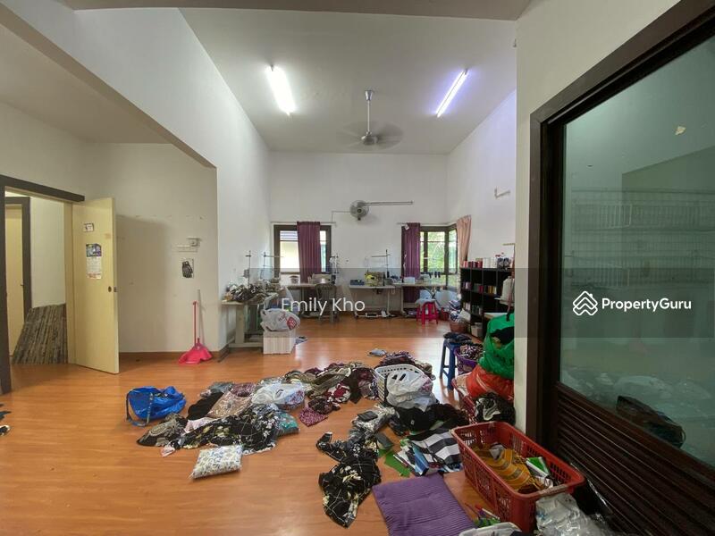 For Rent - Fern Lane (2 Storey Terrace House)