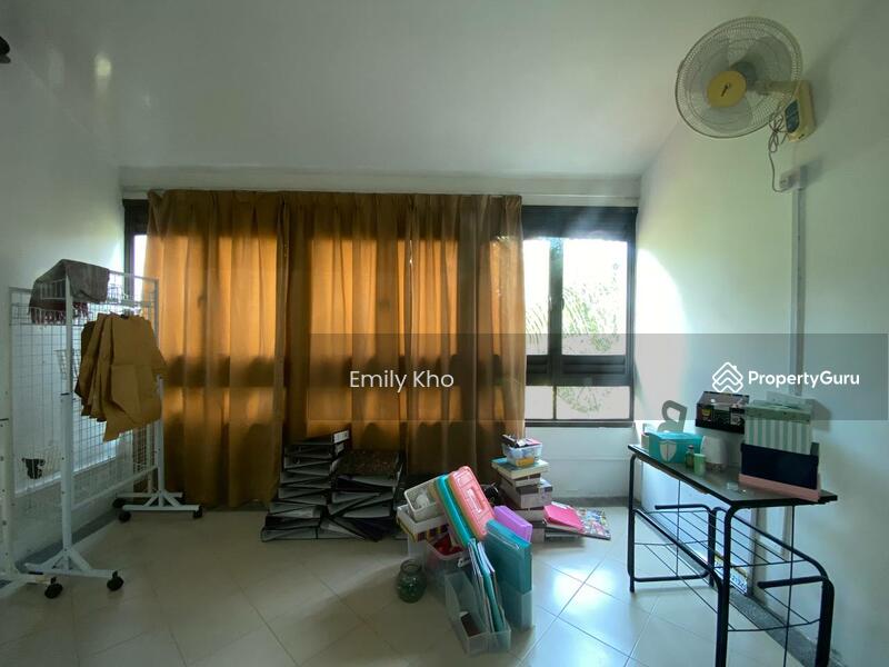 For Rent - Fern Lane (2 Storey Terrace House)