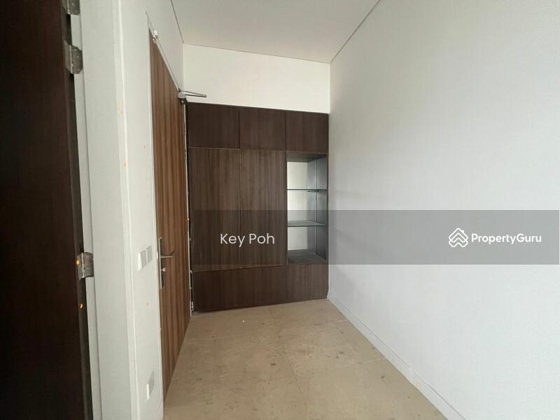 For Sale - D'Rapport