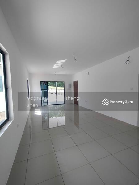 Untuk Dijual - Rumah Banglo Setingkat Baru dekat Mydin & Kulim Central Penang