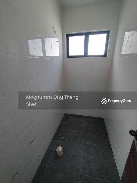 Untuk Dijual - Rumah Banglo Setingkat Baru dekat Mydin & Kulim Central Penang