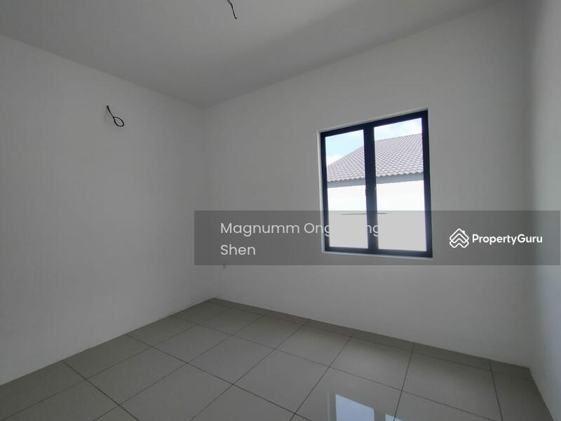 Untuk Dijual - Rumah Banglo Setingkat Baru dekat Mydin & Kulim Central Penang