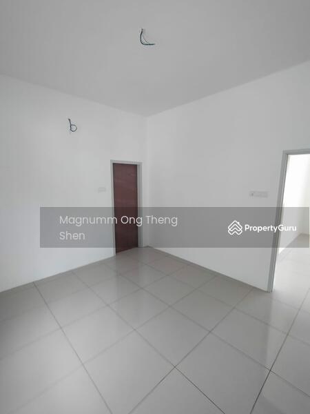 Untuk Dijual - Rumah Banglo Setingkat Baru dekat Mydin & Kulim Central Penang