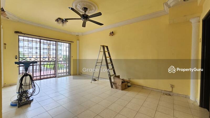For Sale - town house tampoi