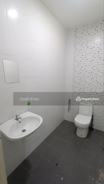 For Rent - Jalan Kuala Kangsar Genesis Townhouse Ground Unit