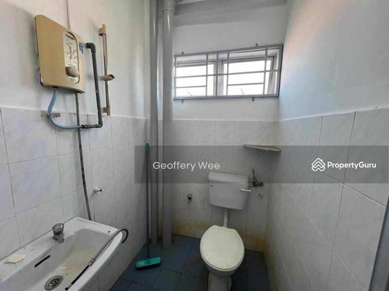 For Rent - Lorong Pandan