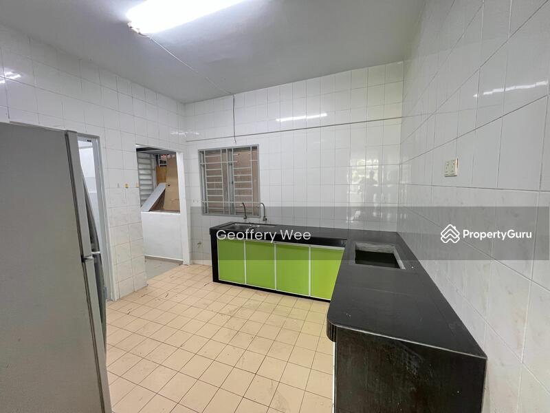 For Rent - Lorong Pandan