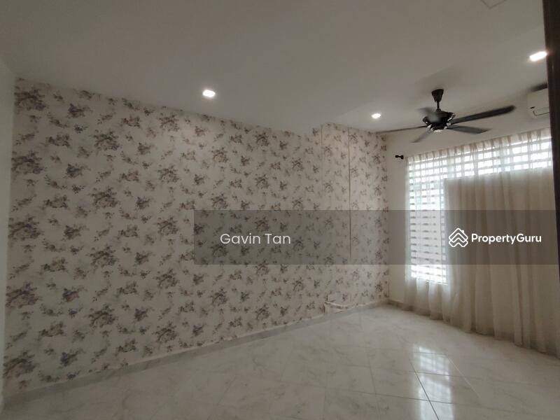 Untuk Dijual - landed 2 sty corner taman kota permai