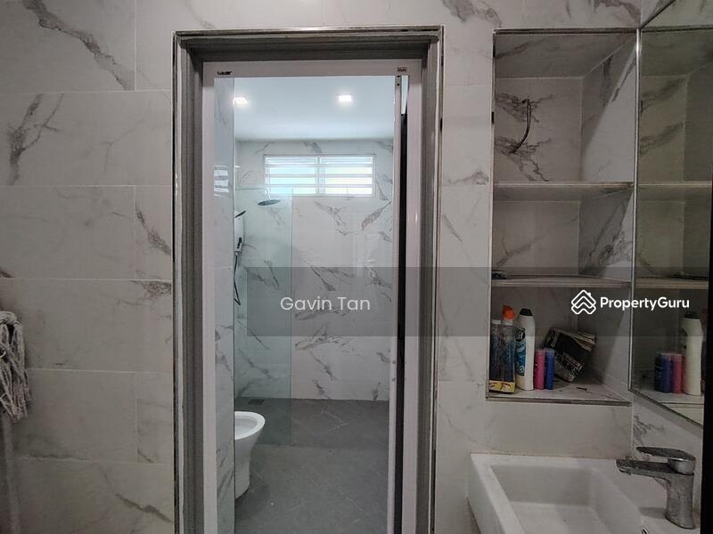 Untuk Dijual - landed 2 sty corner taman kota permai