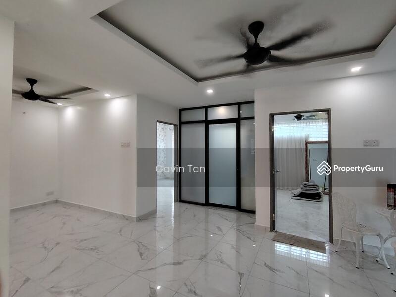 Untuk Dijual - landed 2 sty corner taman kota permai