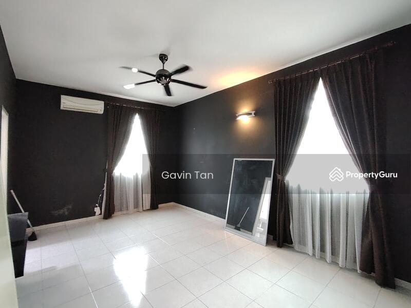 Untuk Dijual - landed 2 sty corner taman kota permai