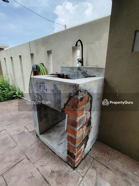 Untuk Dijual - landed 2 sty corner taman kota permai