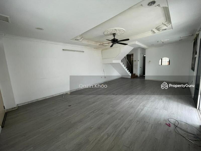 For Rent - Bercham Persiaran Tasek Double Storey Terrace House (Corner Unit)