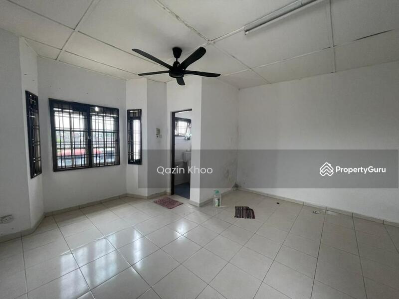 For Rent - Bercham Persiaran Tasek Double Storey Terrace House (Corner Unit)