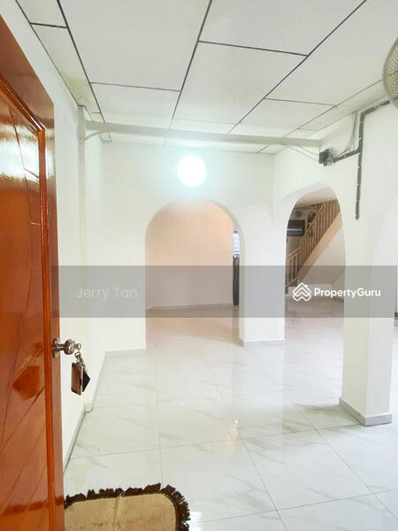 For Rent - jalan makloom cluster house