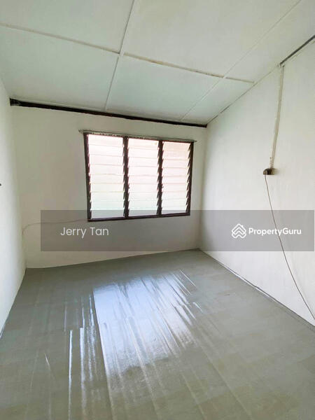 For Rent - jalan makloom cluster house
