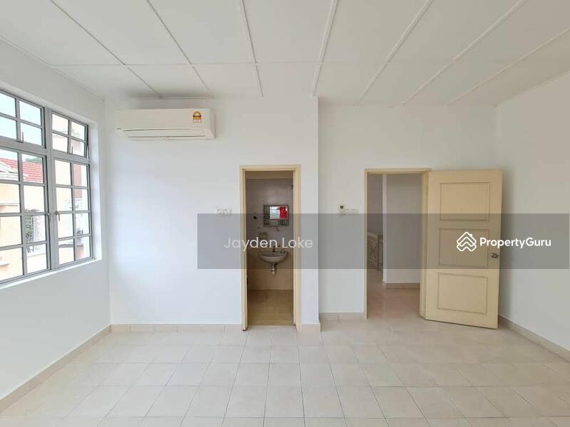 For Rent - Semi-Detached House at Ukay Perdana