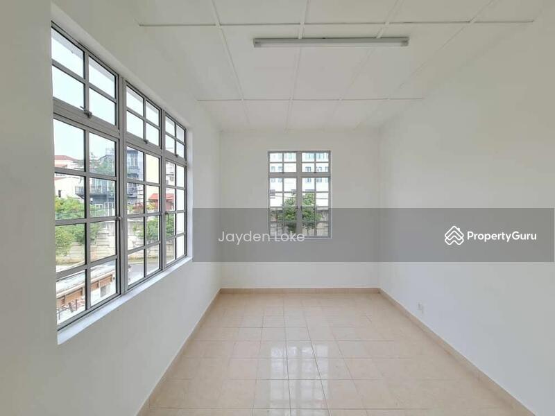 For Rent - Semi-Detached House at Ukay Perdana