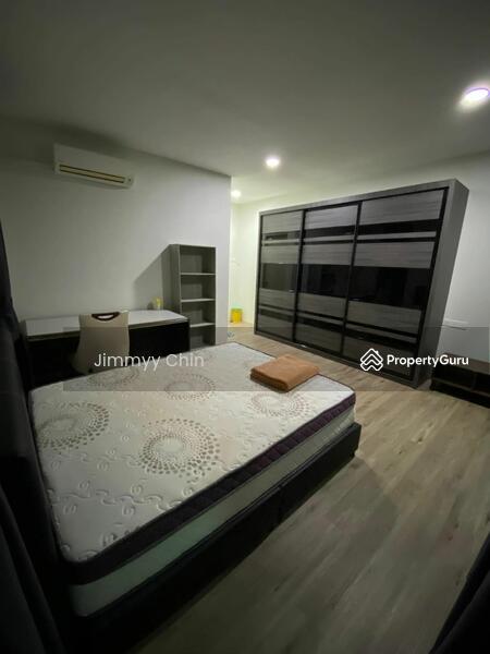 For Rent - Sapphire On The Park
