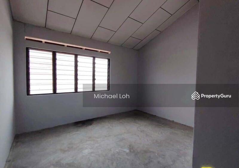Untuk Dijual - 22, Selasar Rokam 16