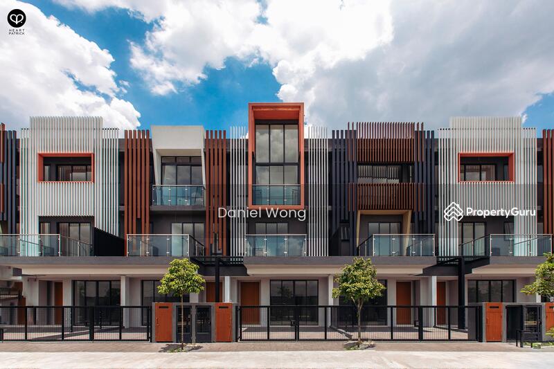 Untuk Disewa - Puchong Jaya IOI Mall Fully furnished Landed 1sty only
