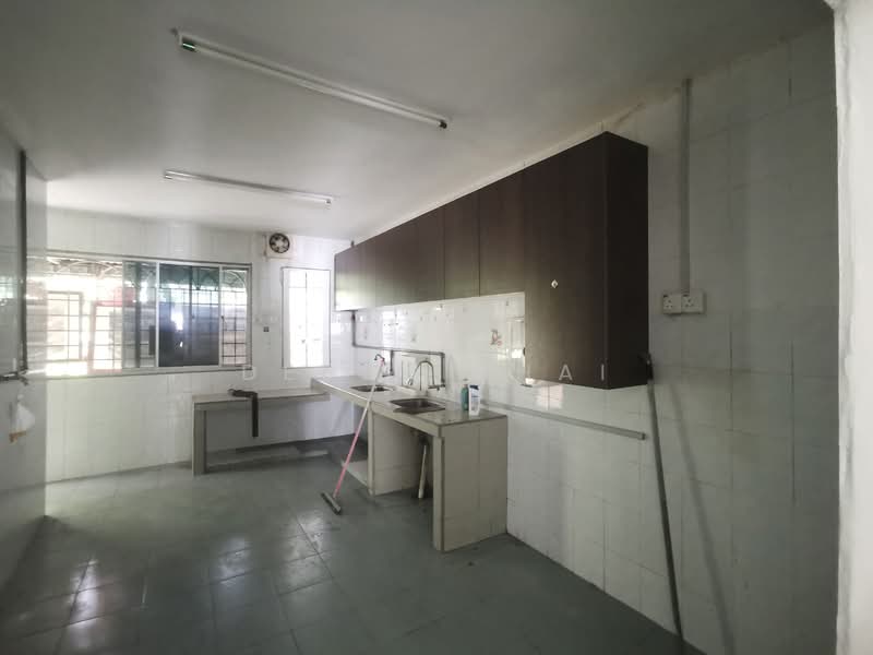 2-storey Terraced House for Sale in BANDAR PUCHONG JAYA (Puchong) - Debby Chai - Kitchen - PropertyGuru.com.my