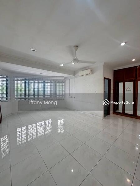 Untuk Dijual - Biggest Corner Unit - 2 Storey - Taman Selayang Utama, Selayang, Selangor